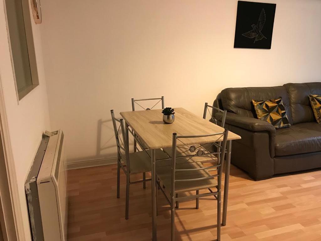 Apex Wallace St Apartment Glasgow Esterno foto