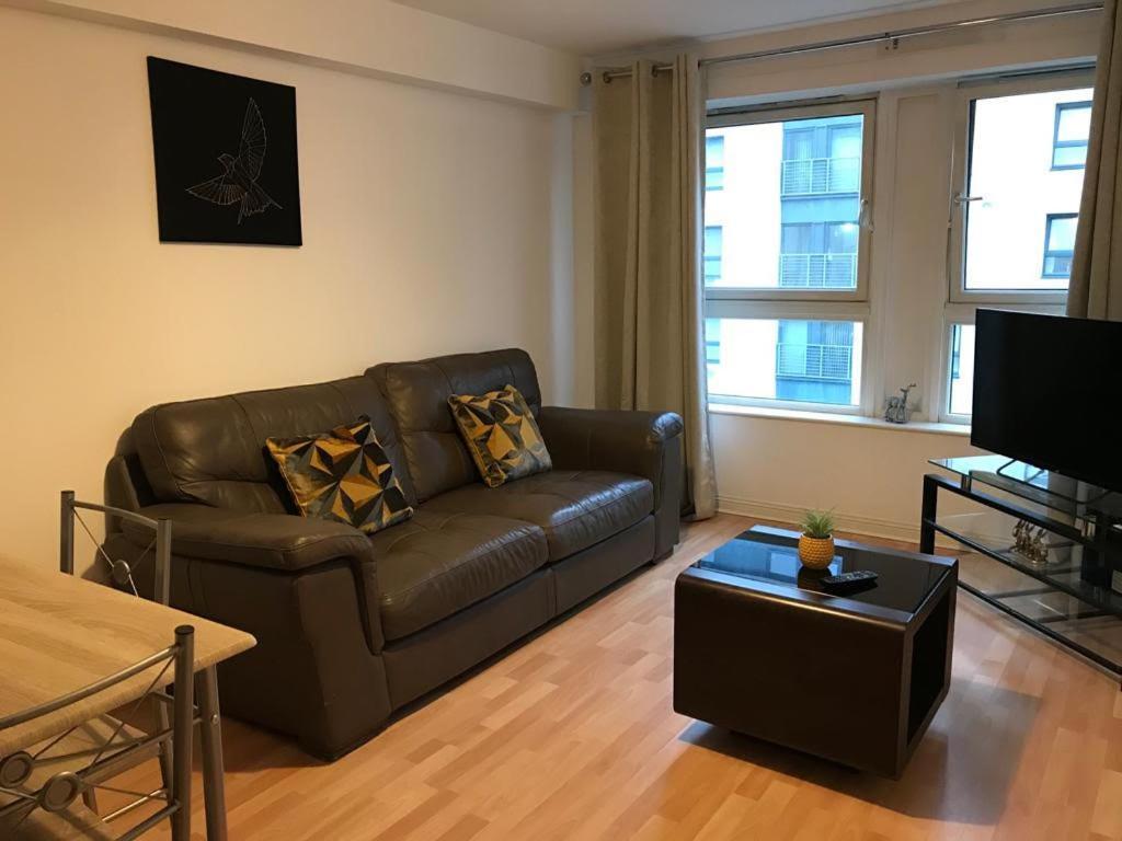 Apex Wallace St Apartment Glasgow Esterno foto